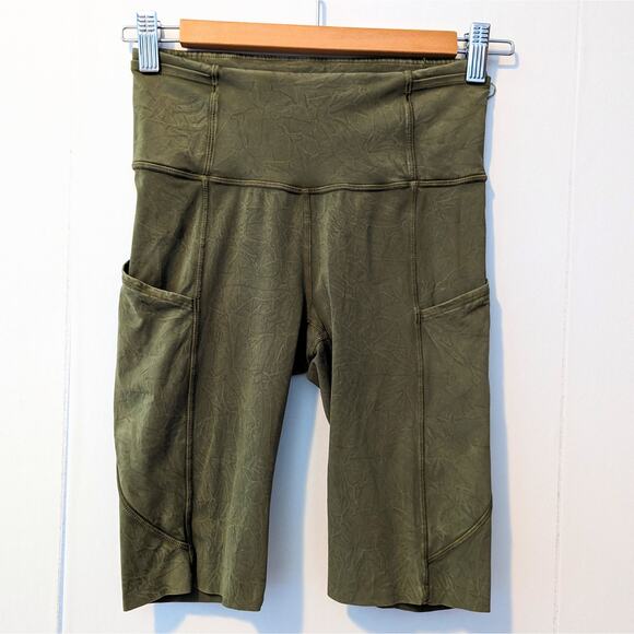 Lululemon Fast and Free Short 10" Ice Dye Ice Wash Moss Green Size 4 Pockets - Picture 2 of 8